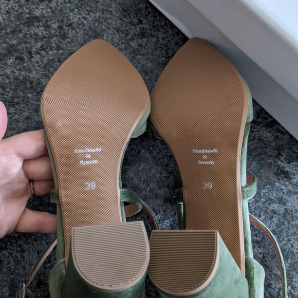 Green Velvet Wedding Heels - Bridal shoes, block heels, green velvet heels - Picture 8 of 8